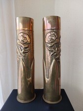 Paire d'obus fabrication Allemande décorés . Artisanat De Tranchée Guerre 