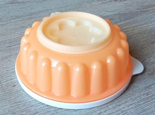 Tupperware petit moule - ,