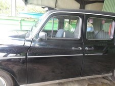 Porte avant gauche CARBODIES