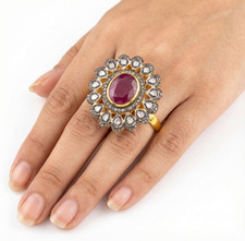 Élégant Pierre Précieuse