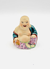 Figurine de bouddha rieur en