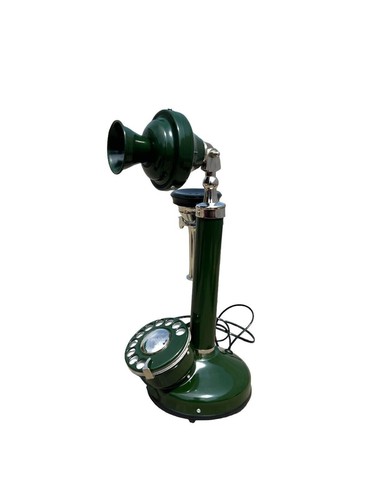 Téléphone ancien bougeoir