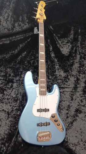 Tribute electric bass - tribute,