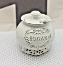 Pot à sucre en céramique blanche avec couvercle , petite cuillère 10,5x9,5cm env