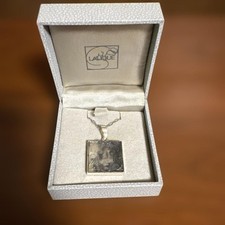 Collier pendentif cristal