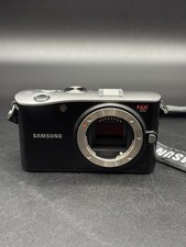 Samsung NX100 / 14,6 MPX /