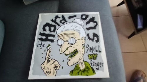 33t hard ons - hard-ons, smell