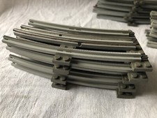 LEGO City, Train￼ 12V, lot de 5 rails courbes 7851.