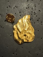 Pin’s Yves Saint Laurent YSL