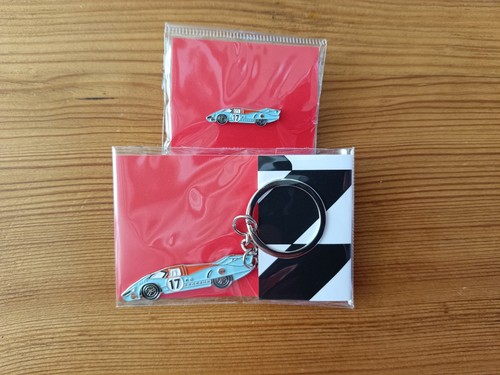 Pin badge porte clé key - pin's,,