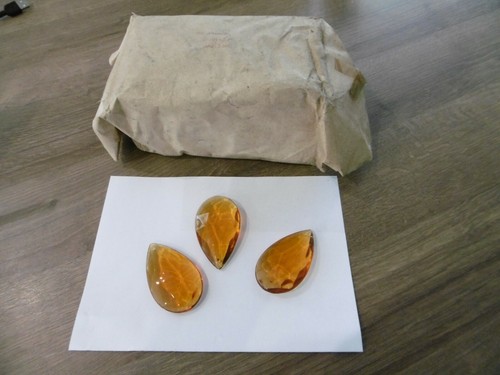 Lot anciennes pampilles - 50,