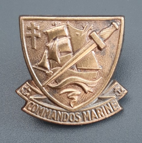 Insigne badge pins - badge, 25