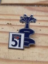 Pin's Pins Pin LAPEL Alcool Anis Apéritif La Fontaine Model 2"PASTIS 51" 