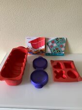 Tupperware Lot 2 Moules Silicone, Livrets et Tartelette en bon etat