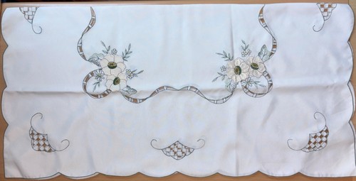 Petite nappe carrée - , de