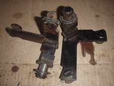 JOHN DEERE  mower deck lift pivot arms 318 332 322  free shipping