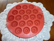 Moule à bouchées, chocolats, en silicone, Tupperware, TBE