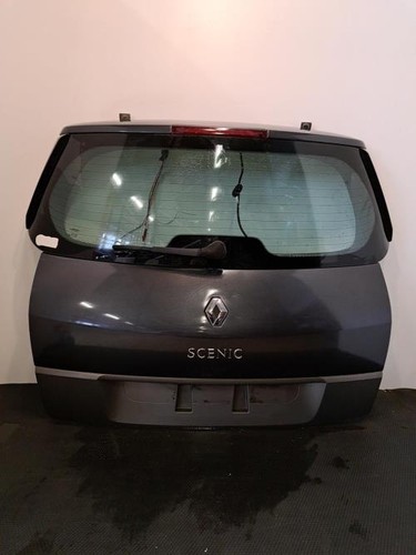 Malle hayon arriere renault - malle/hayon,