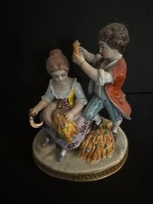 Statue sculpture sujet figurine groupe biscuit porcelaine allemande Sitzendorf