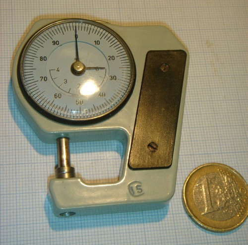 Micromètre comparateur avec - micromÈtre-comparateur,