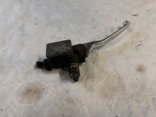 MAITRE CYLINDRE AVANT -