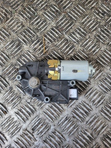 Moteur toit ouvrant