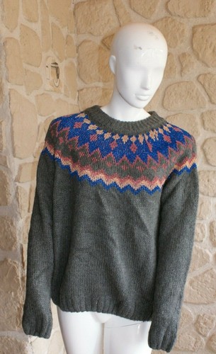 Pull gris neuf avec laine - , l