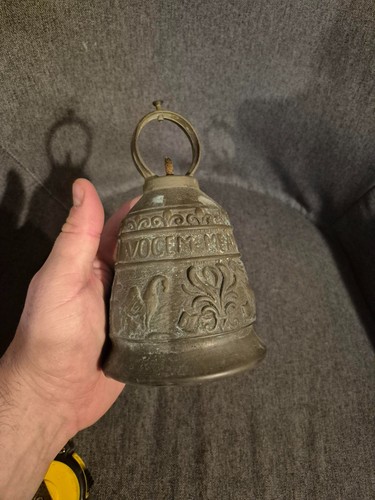 Ancienne cloche bronze - cloche,
