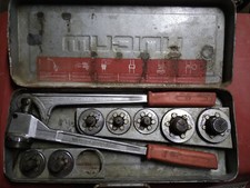 pince à emboiture plomberie