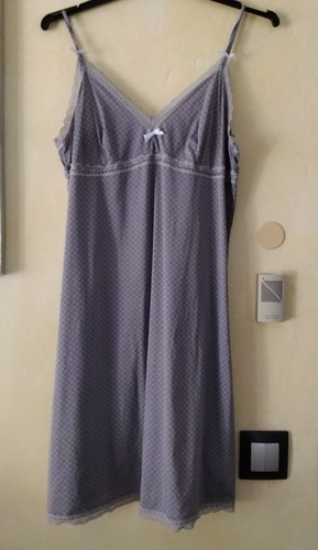 Nuisette violet bleu motifs