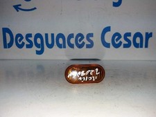 feu latéral droit RENAULT
