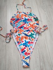 Maillot de bain   1 piece Shein  blanc fleuri T 36 neuf