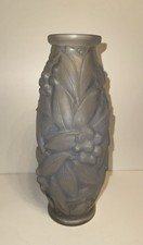 ESPAIVET Vase Ancien art déco Feuillages et Baies en verre dépoli patine bleutée