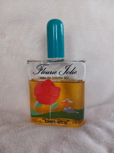 Eau toilette fleurie jolie - eau,