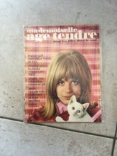 MADEMOISELLE AGE TENDRE N° 6 avril 1966. France gall sheila