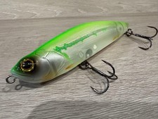 Leurre de pêche rayé GAN