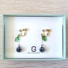 Boucles d'oreilles exclusives