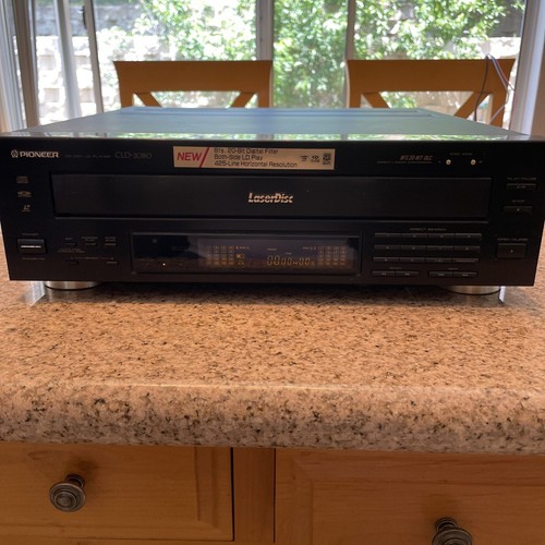 Pioneer laserdisc player - pioneer,