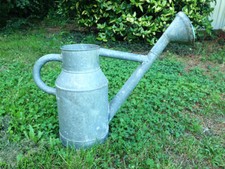 Ancien Arrosoir avec sa poire d'arrosage Tôle métal   galva vintage jardin