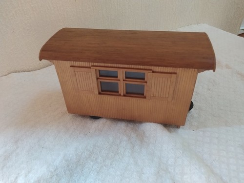 Rare boîte roulotte ancienne