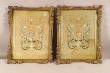 ANCIENNE PAIRE DE PETITS CADRES EN BOIS SCULPTE DORE BRODERIE EPOQUE LOUIS XIV