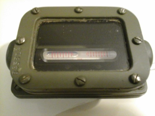 Niveau militaire pour antenne