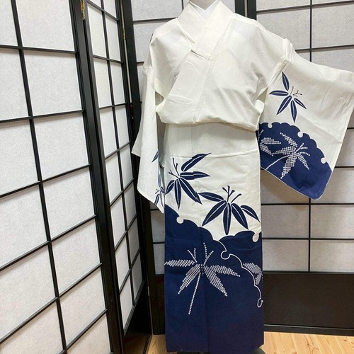 9444 kimono traditionnel - kimono,