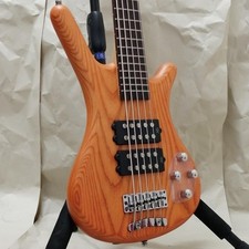 Guitare basse électrique