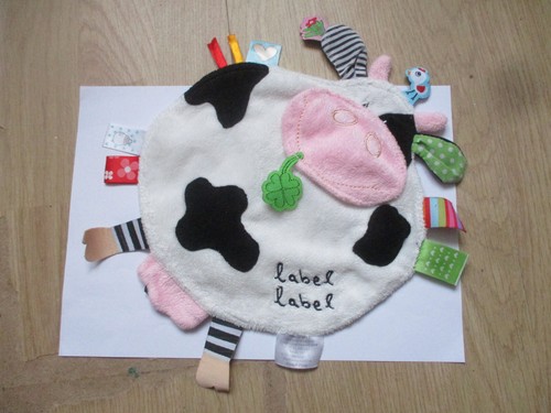 Doudou plat rond vache - , label