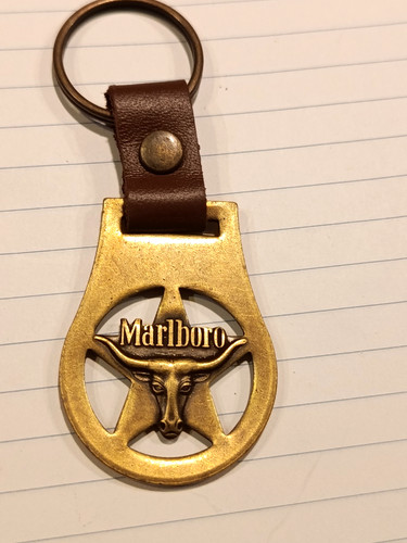 Porte clé marlboro cigarette - porte,