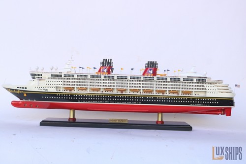 Disney wonder model ship - disney,