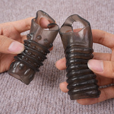 Deux Manches De Pénis Scrotum