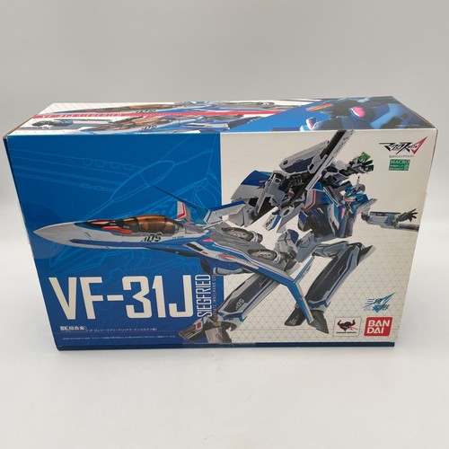 Chogokin macross delta - chogokin,