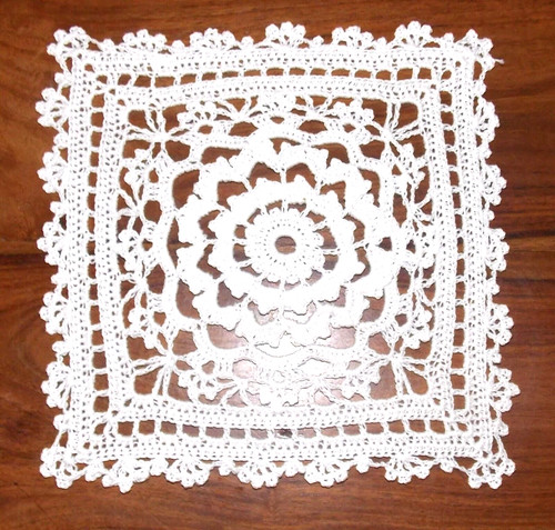 Napperon crochet sylvette - crochet,